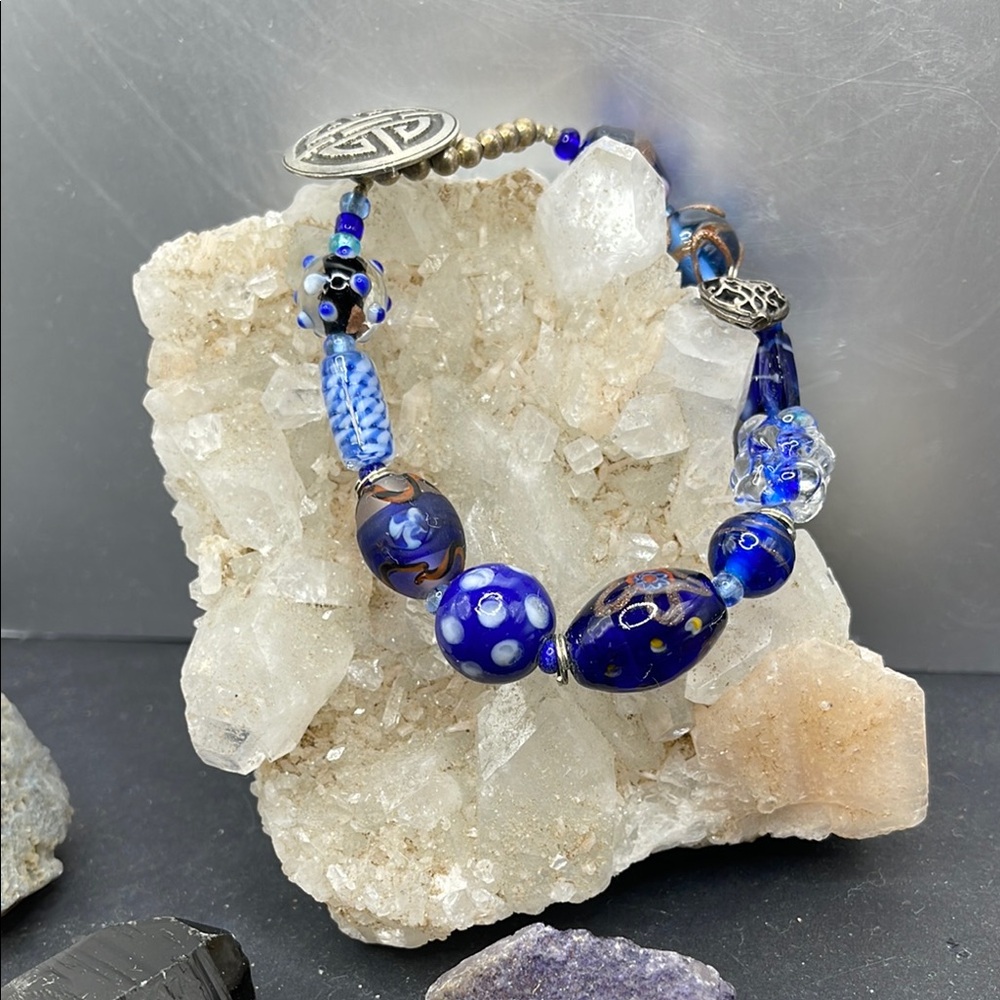 1.3.25_15_Danforth Pewter Elegant Glass Blue Beaded Bracelet
